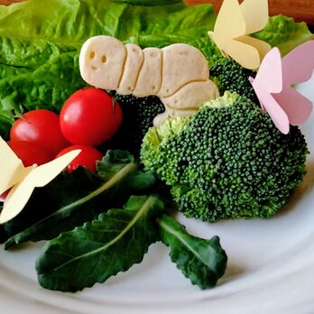 あおむしのクッキー型     お菓子作り　製菓用　抜き型　型抜きクッキー型の画像