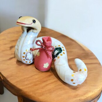 ◎巳（ヘビ）黄色　カラフルタイプの画像