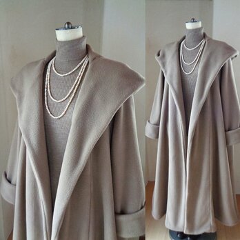 sold 魔法使い♥ビッグフード ローブコート♥トープ♥アンチピリング加工 ふんわり上質フリースの画像