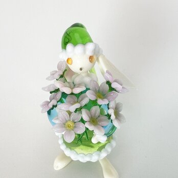 ガラスのうさぎ（緑ブーケ）の画像