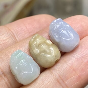 RS8-210 通穴 貔貅 本翡翠 薄緑 黄色 薄ラベンダー ミャンマー産 A貨 財布貔貅 御守の画像