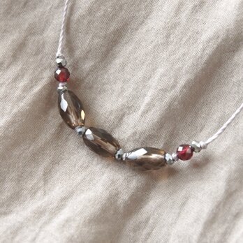 Rice Short Necklace（スモーキークォーツ×ガーネット）の画像