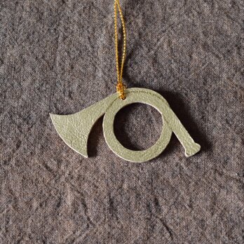 オーナメント　ラッパ