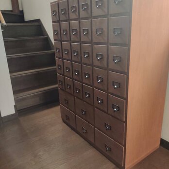 キャビネット　受注製作の画像