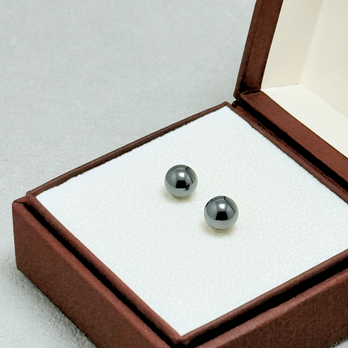 7mm シンプル ヘマタイト/赤鉄鉱  RHP 天然石ピアス - petitMの画像