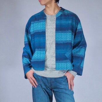 着物リメイク  短ラン Jacket 長袖シャツ フォークロアボーダー　インディゴブルーオンブレ　ユニセックスの画像