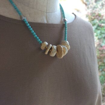 化粧土ビーズとターコイズ＊＊＊ネックレス＊＊＊12月誕生石＊一点物