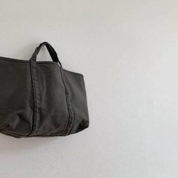 BASIC TOTE(M) オリーブブラウンの画像