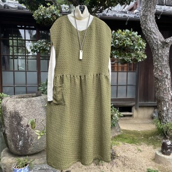 【着物リメイク】縮緬のワンピース/フレンチスリーブ/絹の画像