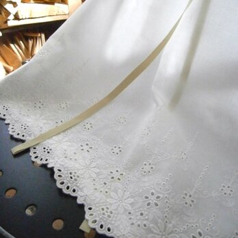 ⓦcaféstyle cutwork刺繍×linenの画像
