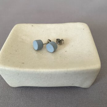陶のピアス（小さいまる/gray）の画像