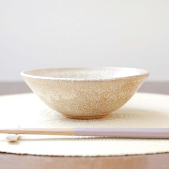土味薫る結晶釉の飯碗の画像
