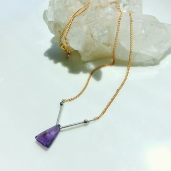 triangle necklaceの画像