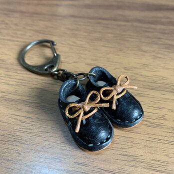 ＊革の靴のキーホルダー＊ミニ＊黒＊プレゼントにもの画像
