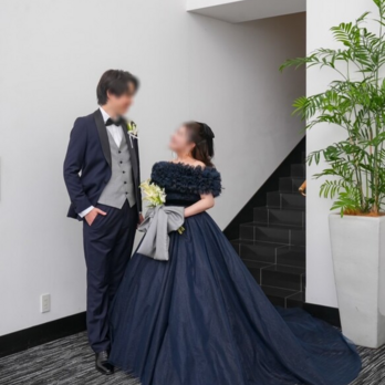 実例写真！ジャケット、ベスト、パンツの3点セット スーツ ネイビー スリット ハンドメイド 披露宴の画像