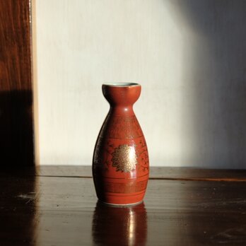 赤で素敵◆九谷焼　花唐草文赤絵金彩徳利　酒器　昭和レトロ　祝い　工芸品　暮らしに　オブジェ　一輪挿しの画像