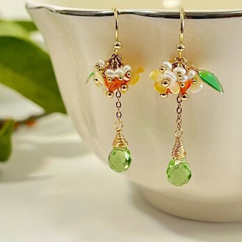 金木犀　葉っぱが揺れるタイプピアス/イヤリング　〈パーツ変更可能〉【1本ガラスペン貰える】の画像