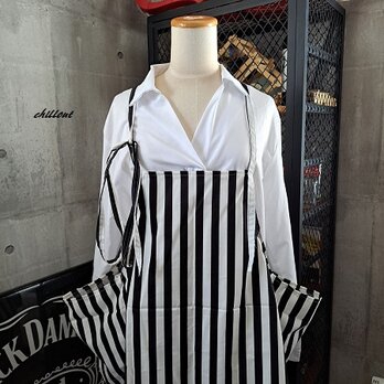 【sale】【背中がかわいい】エプロンドレス：モノトーン：ストライプ【0759】の画像