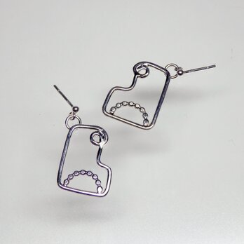 Silver Abstract Earringsの画像