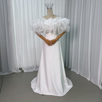 ウエディングドレス オフショルダー キャミソール クレープ生地 スレンダーライン 結婚式の画像