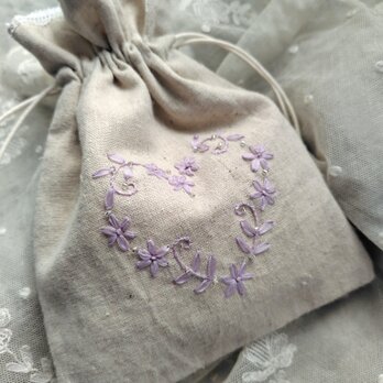 ミニ巾着*リボン刺繍*ハート*ライラックの画像
