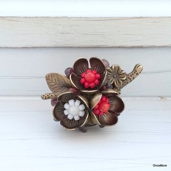 梅の花の帯留め小枝Ver.（紅白）Ｃ