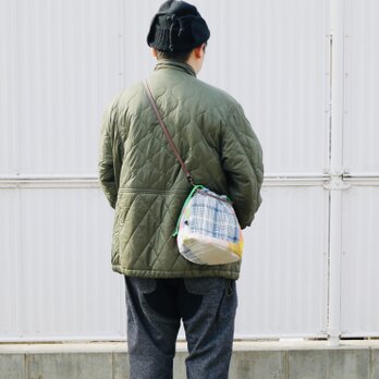 personal effect bag check quiltの画像