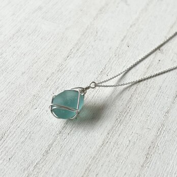《Silver925》海の一雫 癒しの海色シーグラスビーズのネックレス 40cmの画像