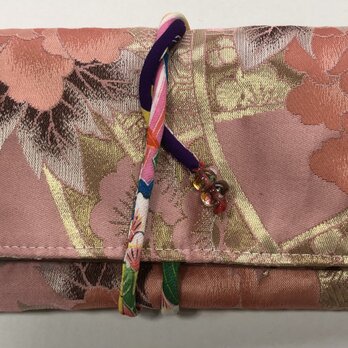 ８１０４　花柄のお蒲団側で作った和風財布・ポーチの画像