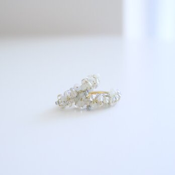 Half moon pierce , clear blueの画像
