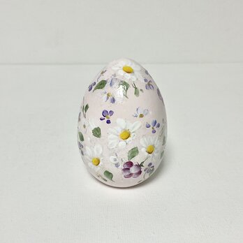 木製　ピンクシフォン色の、野の花のイースターエッグのコピーの画像