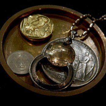 ＃PT33 South Africa Coin Pendant (glasses holder)の画像