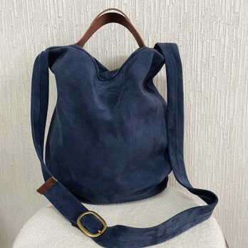 ラムスエードの２way バック・ネイビーの画像