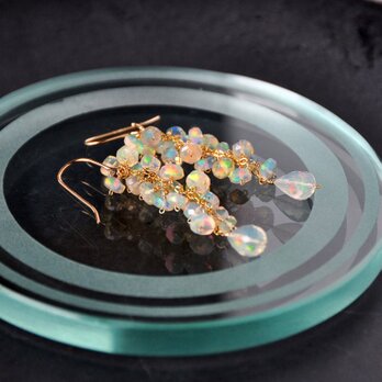 「虹光のしずく ～プレシャスオパール ピアス＆イヤリング～」の画像