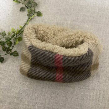 ハンドメイド☆犬用ネックウォーマーフリースベージュ赤茶チェックファＳサイズリバーシブルの画像