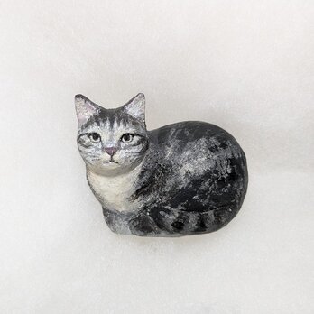 木彫り猫ブローチ〈サバ白〉R-5の画像