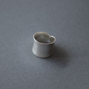 Karen silver ring / プレーン幅広の画像