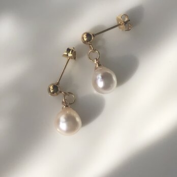 一粒　あこや真珠　ドロップ　パール　スタッドピアス　シェルピアス　綺麗　8mm サイズ　の画像