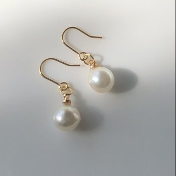 一粒　あこや真珠　ドロップ　パール　フック　ピアス　シェルピアス　綺麗　7mm サイズ　の画像