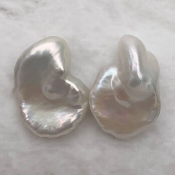 一点物 大粒花びらケシパールのピアス/イヤリング 21mm 大粒 ペア バロック 真珠 結婚 ウェディング ブライダルの画像
