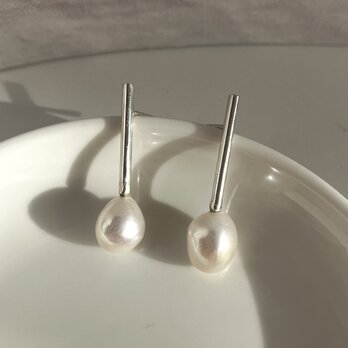 stick silver × バロックPearl ピアス/ 樹脂イヤリング　パール　アクセサリー　卒園　卒業　入学式の画像