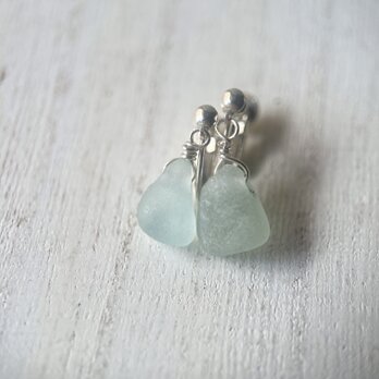 《Silver925》小さくて爽やかな淡色シーグラスビーズのイヤリング