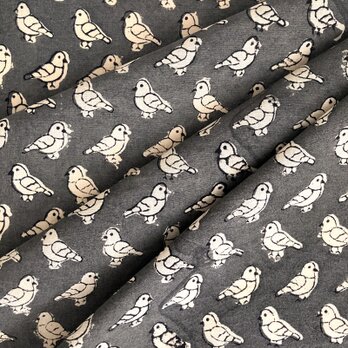 インド ブロックプリント生地 [50cm単位切り売り] Bagruバード onグレー ファブリック はと 鳩 鳥 IF0180の画像