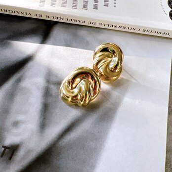 PT19-【 TRIFARI 】トリファリ・ヴィンテージピアス 1980〜90s Gold-Tone Thick Knotの画像