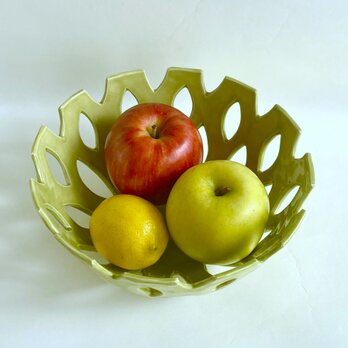 フルーツボウル　菓子鉢（グリーン）Fruits bowl (green) 陶磁器製の画像