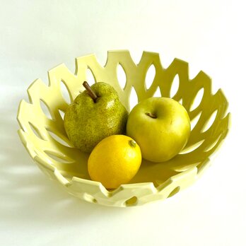 フルーツボウル　菓子鉢（レモンイエロー）Fruits bowl (lemon yellow) 陶磁器製の画像