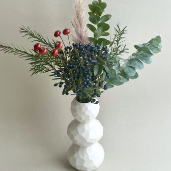 花器 花瓶 (白）Vase (white) 陶磁器製の画像