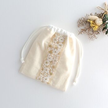 インド刺繍リボンのミニ巾着  　クリーム