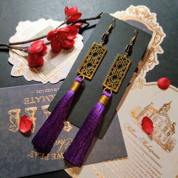 中華風透かしチャームとタッセルピアス（イヤリング）（紫）【チャイナ】【中華風】【華ロリ】【チャイナドレス】【和風】【和ゴス】の画像