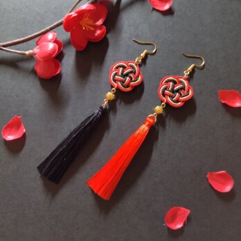 【和風】梅結びとタッセルのピアス（イヤリング）（色オーダー可）【着物】【浴衣】【袴】【中華風】【チャイナ】【成人式】【卒業式】のの画像